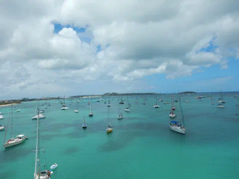 Udsigten over Marigot bay.