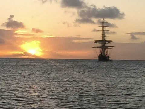 Solnedgang fra Salina Bay