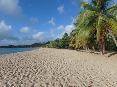 Stranden i Salina bay
