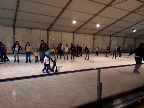 Spanioler på glatis