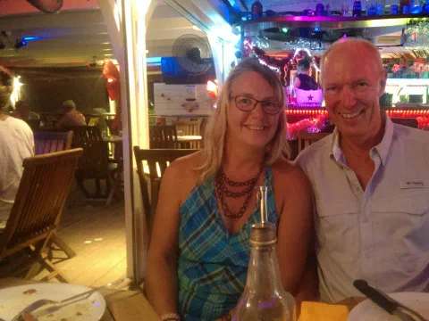 Onkel og Helle på vore “Stam” Restaurant Ti Toques hvor man spiser fantastisk